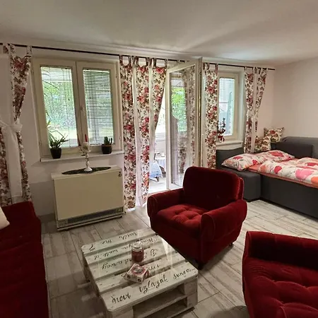 Milanovic Апартаменты Ягодина